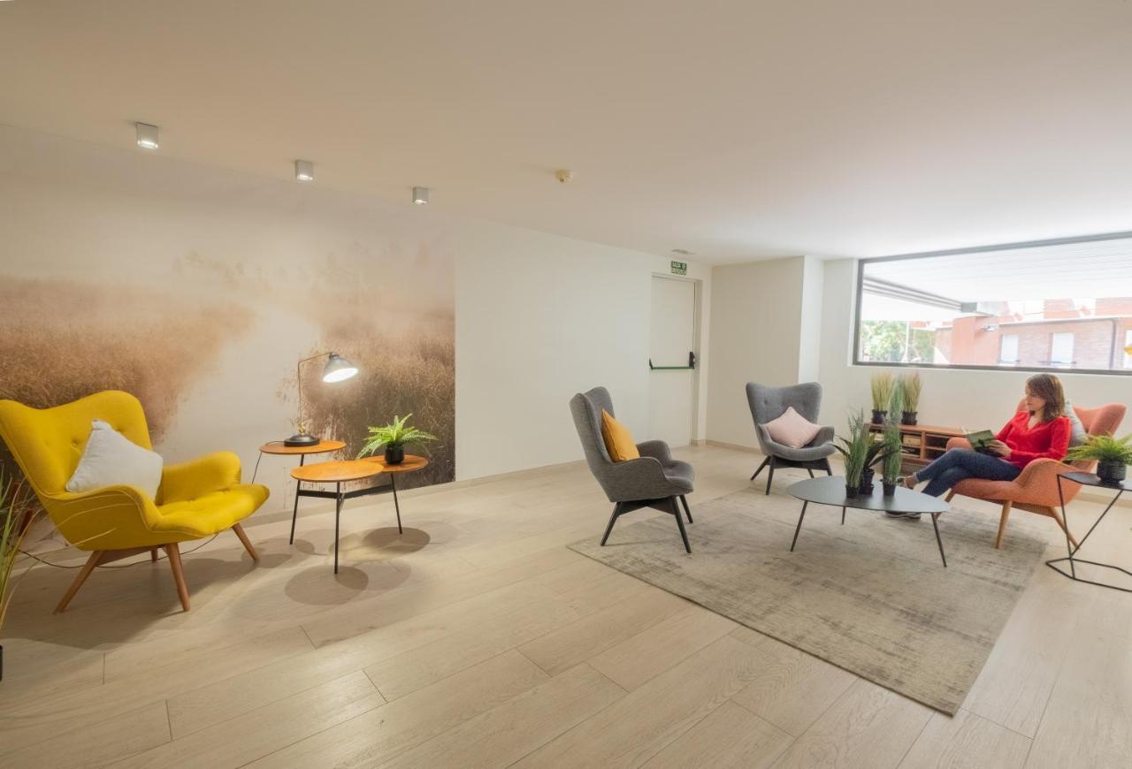 ברצלונה Aparthotel Bcn Montjuic מראה חיצוני תמונה