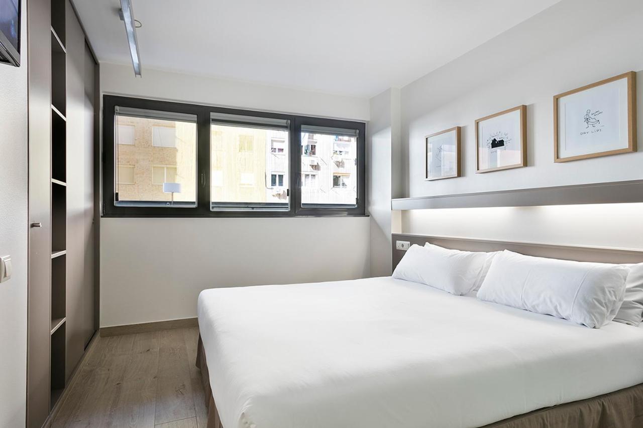 ברצלונה Aparthotel Bcn Montjuic מראה חיצוני תמונה