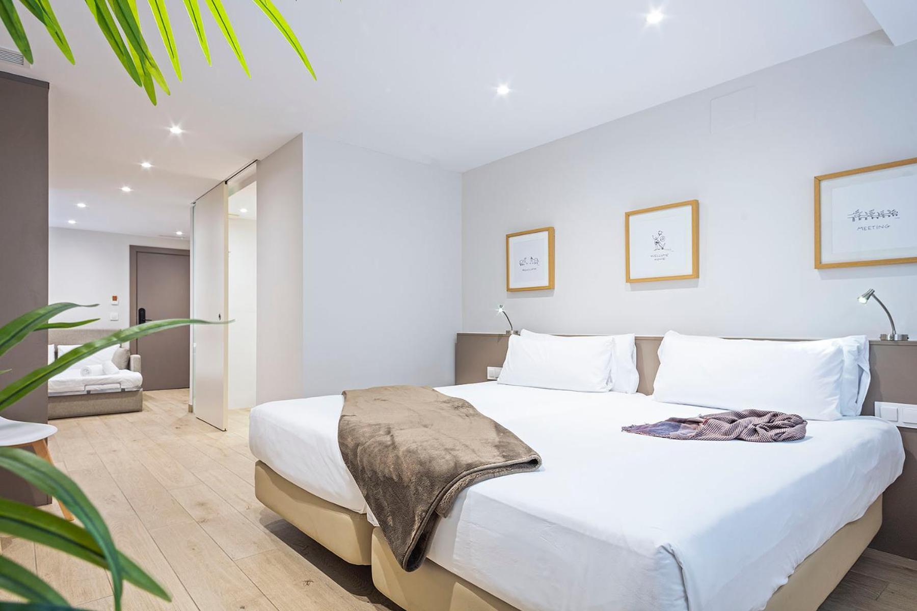 ברצלונה Aparthotel Bcn Montjuic מראה חיצוני תמונה