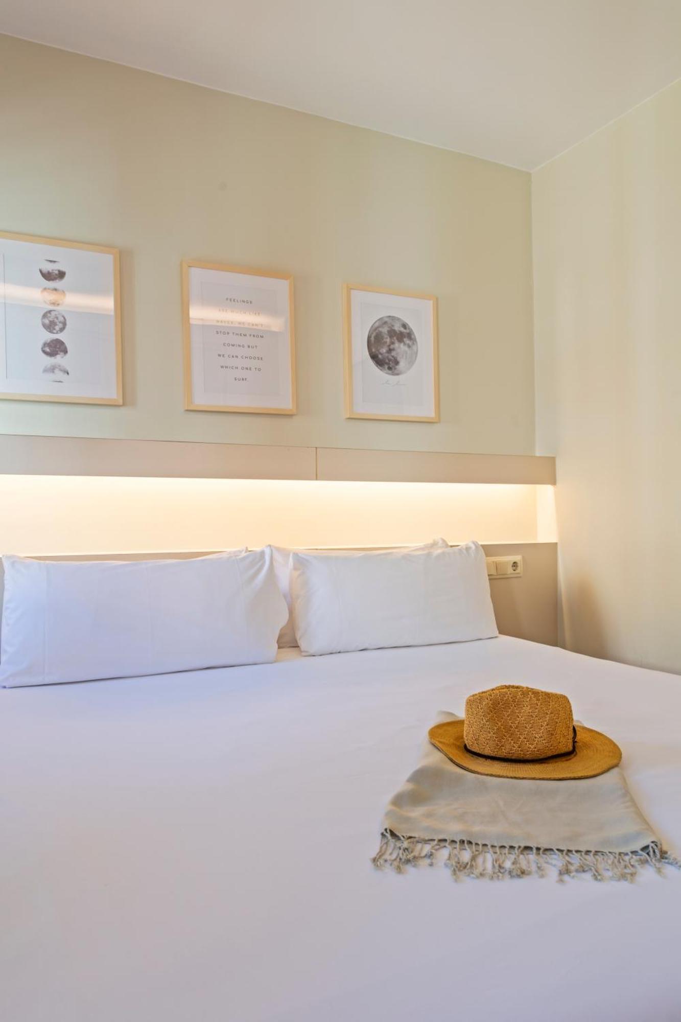 ברצלונה Aparthotel Bcn Montjuic מראה חיצוני תמונה
